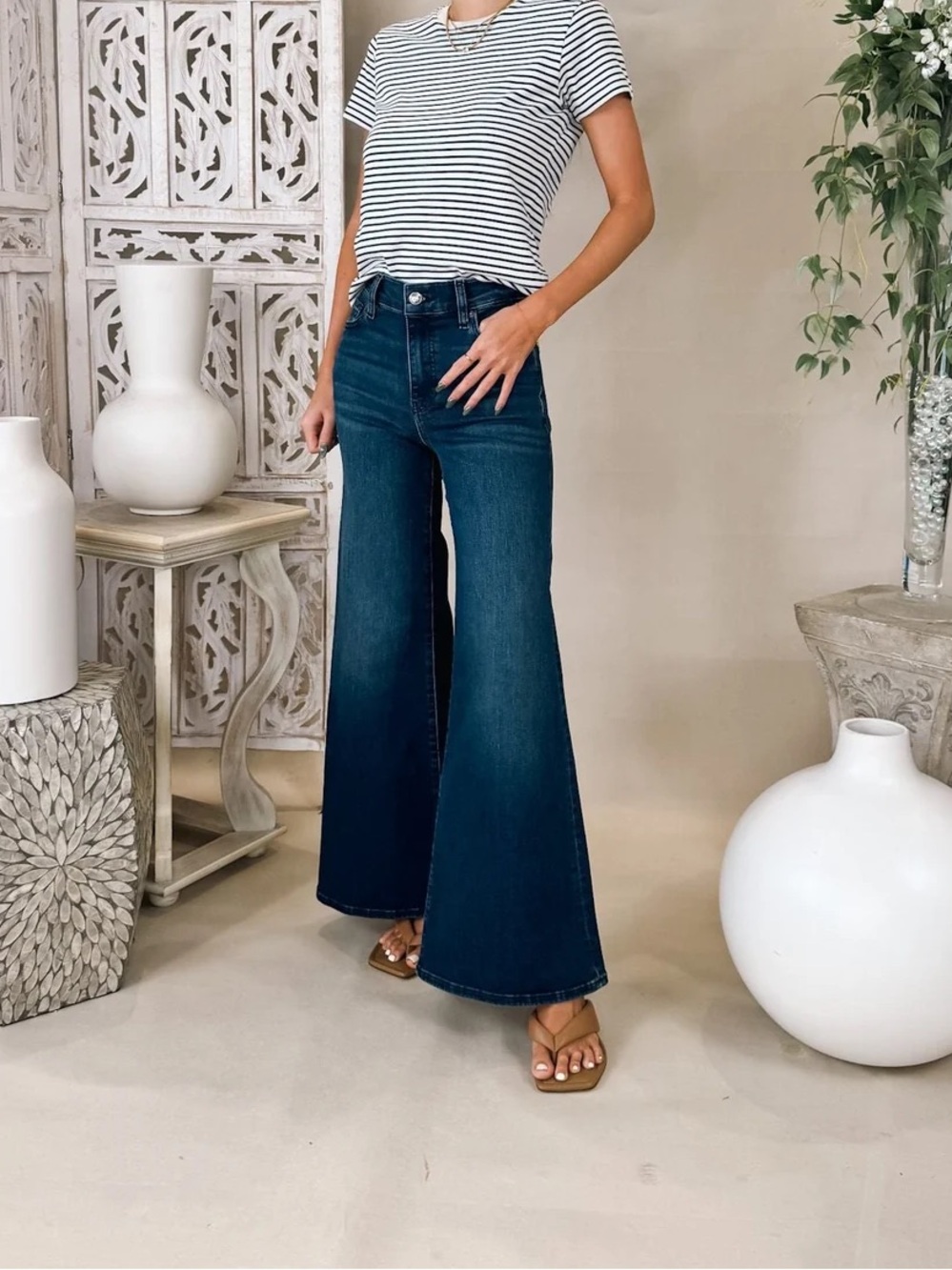 Frame le palazzo crop dark wash jeans size 26